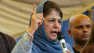 File photo: People's Democratic Party (PDP) president Mehbooba Mufti Jammu and Kashmir: Mehbooba faces heat over Jantar Mantar comment, opposition accuses her justifying use of force in UT