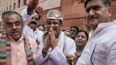 'Dharmendra Pradhan Zindabad': Ex-education minister gets rousing welcome in Parliament; oppn fumes
