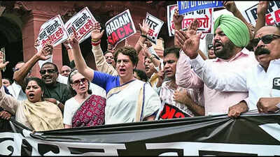 File photo: Opposition camp protesting against ruling MPs outside Parliament (Picture credit: PTI) Opposition to take on government in Parliament over police action against protesting student