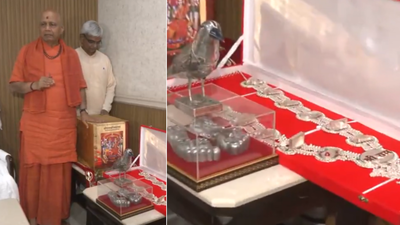 Trust displays ornaments of Ram temple, says costly donations 'safe' Watch: Trust displays ornaments of Ram temple, Rs 5 crore-worth Ramcharitmanas, says costly donations 'safe'