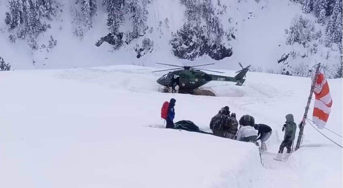Rescue operation at Sona Pindi Gali, Machal, Kashmir, Jan 2023.