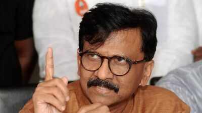 'Parade them in the streets': Sanjay Raut to Fadnavis after Shinde Sena corporator assaults doctors in Thane hospital