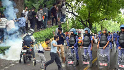 Supreme Court: No blanket ban on use of pellet guns for crowd control