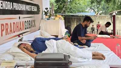 Sonam Wangchuk's hunger strike (Photo: Abhijeet Dipke X) 'Accountability in education': Sonam Wangchuk's hunger strike enters day 7 with fresh appeal to govt