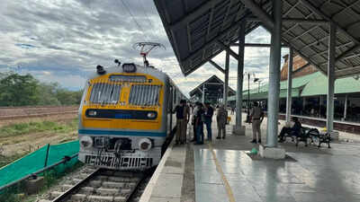 File photo: Northern Railway operates special trains in Kashmir Jammu and Kashmir: Amid NH closure, Railways operates special trains to help stranded pilgrims