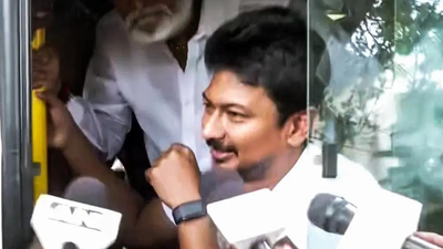 Udhayanidhi Stalin Detained Over Trisha Row |FIR, Political Storm & "I'll Face It Legally" Explained