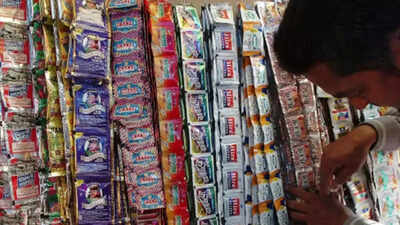 Pan masala may now only be packaged in paper, paperboard, cellulose, or other naturally derived materials (Photo: Agencies). Tiny plastic pan masala sachets may soon be history