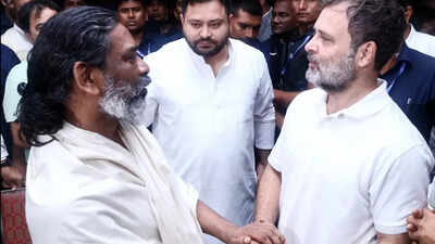 ‘Personally Meet Students’: Rahul Gandhi Writes To CM Hemant Soren Over Jharkhand Protests