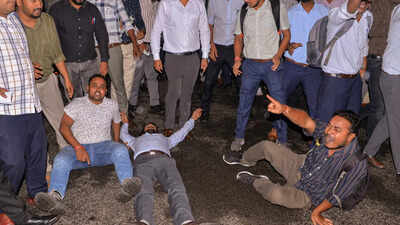 Demonstrators stage a protest outside Jharkhand secretariat after cabinet decided to cancel the JSSC-CGL examination in Ranchi 'Tell us our crime': JSSC-CGL exam cancellation ends one protest, sparks another as 2,000 fear job loss