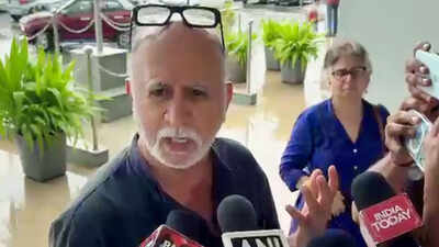 Senior advocate Kapil Sibal, appearing for Tejpal, sought three weeks’ time to surrender. Surrender within 3 weeks, SC tells ex-Tehelka editor Tarun Tejpal