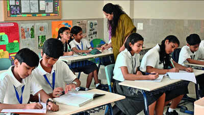 The scorecard concludes that, on average, countries are "moving away" from the public education expenditure benchmarks of at least 4% of GDP or 15% of total public expenditure. Government spending on education below Unesco's 15% standard