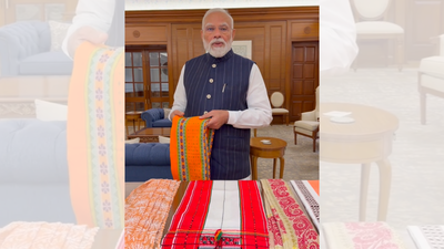 Prime Minister Narendra Modi on Thursday urged people to celebrate National Handloom Day with the same enthusiasm they showed for Friendship Day. 'Celebrate handloom day like you marked friendship day': PM Modi's appeal in another Insta video