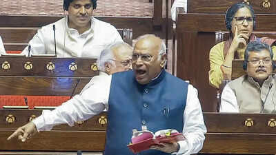 Kharge said they had been demanding Shah's statement on police "excess" against students for the past 15 days and that the PM should apologise to students Rijiju raises point of order, Kharge hits back at minister