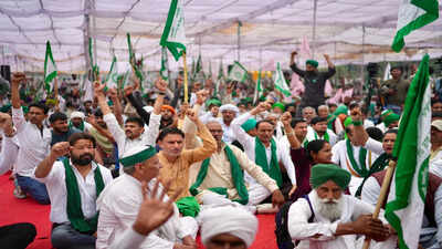 November 26 also marks the sixth anniversary of the year-long farmers’ protest, which culminated in the repeal of the three farm laws in December 2021. SKM announces farmers' protests at 100 locations, including Delhi, from November 26