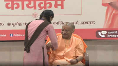Yogi Adityanath participates in Snehbandhan programme on Raksha Bandhan Yogi Adityanath participates in Snehbandhan programme on Raksha Bandhan