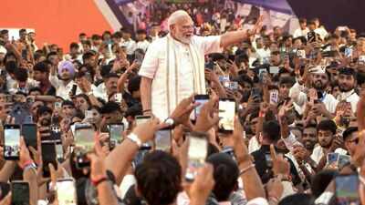 'Naraz Fufa Ji Now Has Work': PM Modi Takes Veiled Swipe At Congress In Gujarat