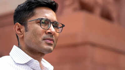 SC questions CBI, ED's tardiness in Leaps and Bounds probe linked to Abhishek Banerjee, seeks interrogation details by Sept 7. Supreme Court slams agencies’ ‘eagerness’ to probe Abhishek’s aide