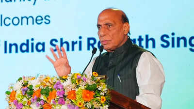 Rajnath Singh became first Indian defence minister in nearly four decades to visit Sri Lanka for defence-level talks Sri Lanka a close friend, India stands with it through thick and thin: Rajnath Singh