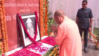 Yogi Adityanath pays tribute to UP's first CM Govind Ballabh Pant on his 139th birth anniversary Yogi Adityanath pays tribute to UP's first CM Govind Ballabh Pant on his 139th birth anniversary